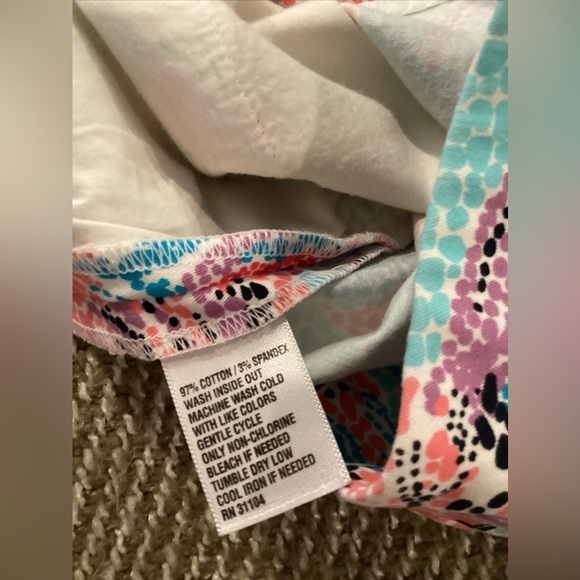 Crown & Ivy Scalloped Hem Chino Floral Tropical Summer Cotton Shorts 2p - Picture 6 of 6